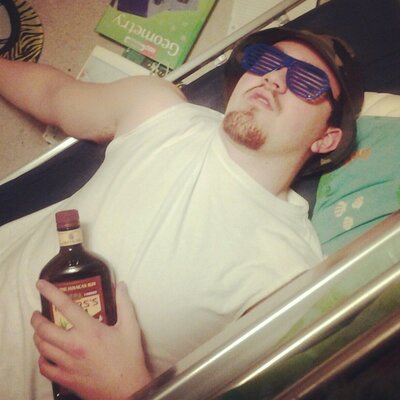 Profile Picture of John Manry (@ManryJohn) on Twitter