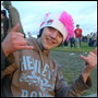 Profile Picture of Shane Carlin (@fridaynighter) on Twitter