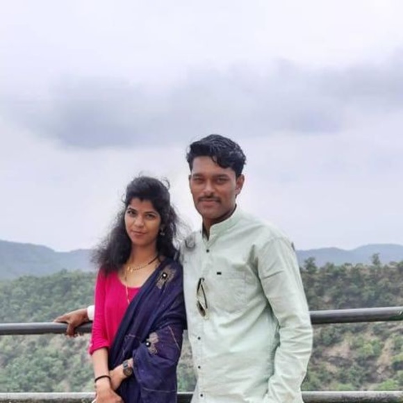 Profile Picture of Sakshi Sable (@sakshisable) on Poshmark