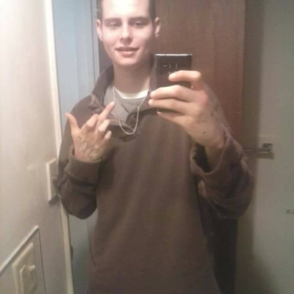 Profile Picture of Samuel Cook (@samuel74cook) on Poshmark