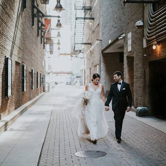 Profile Picture of Alyse Shapiro (@alyseshapiro) on Poshmark