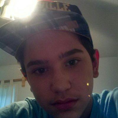 Profile Picture of Andrew Pleva (@2015lambo) on Twitter