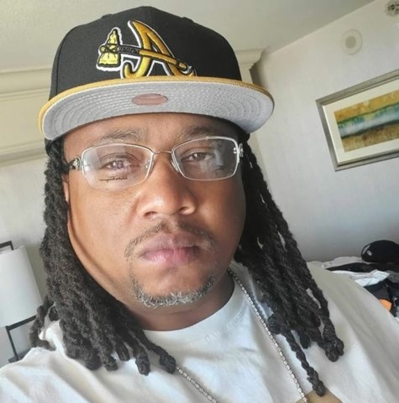 Profile Picture of Jerome Hubbard (@jeromehubbard) on Poshmark