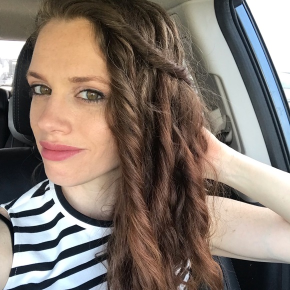 Profile Picture of Wendy Digiacinto (@wdigiacinto) on Poshmark
