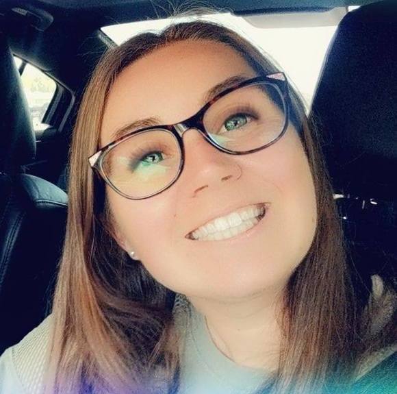 Kati Lee - Poshmark Profile Picture of Kati Lee (@mrsmassengill) on Poshmark