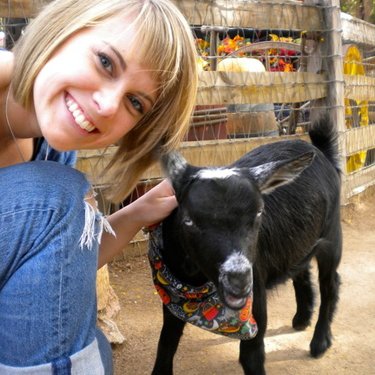 Profile Picture of Jennifer Sharp (@jennifersharp25) on Twitter