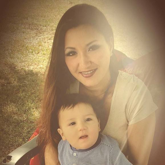 Sheree Vandaele - Poshmark Profile Picture of Sheree Vandaele (@shaylen_fox) on Poshmark