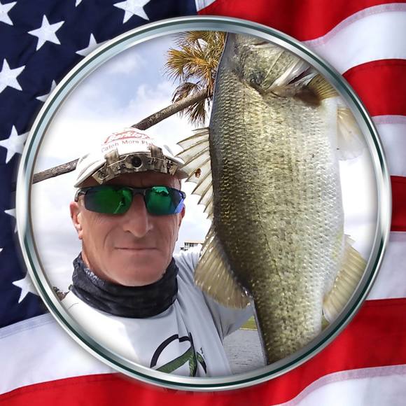 Profile Picture of Mike Wagner (@wagsmick) on Poshmark