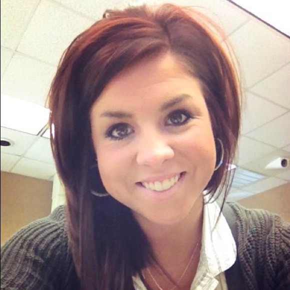 Profile Picture of Hailey Crain (@haileycrain) on Poshmark