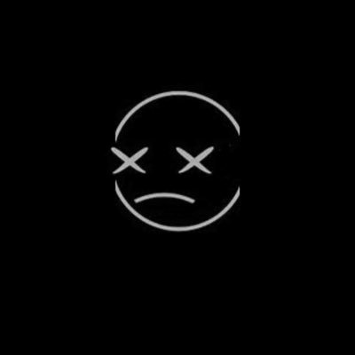 Profile Picture of Emo_qween (@RayVenKelly1) on Twitter