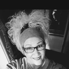 Profile Picture of Lori Waite Dusenberry (@loriwaitedusenber) on Tiktok