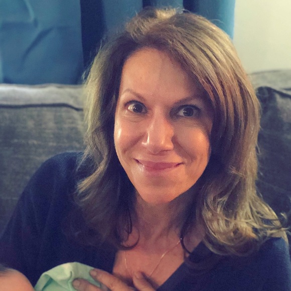 Profile Picture of Mary Chiappalone (@marychiappalone) on Poshmark