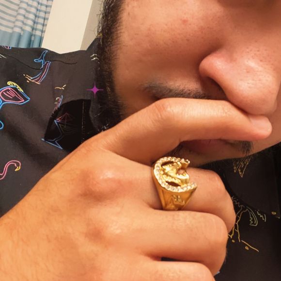 Profile Picture of Jonathan Ochoa (@jonathanocho232) on Poshmark