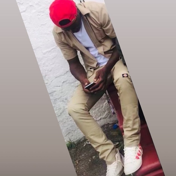 Breeze Soso - Poshmark Profile Picture of Breeze Soso (@breezesoso) on Poshmark