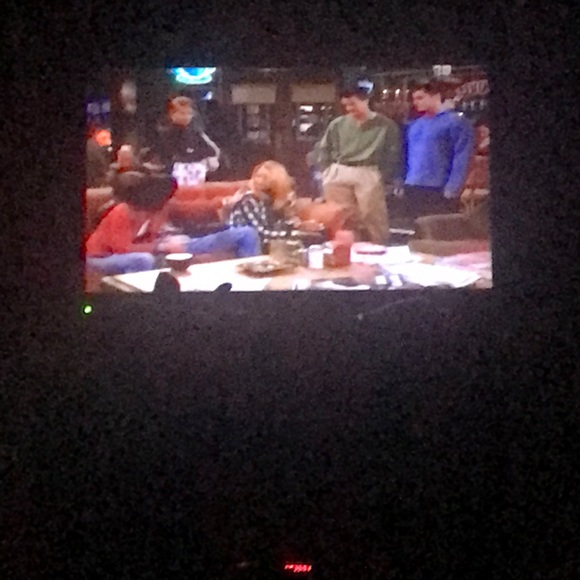 Profile Picture of Connie Leonardi (@connie_leonardi) on Poshmark