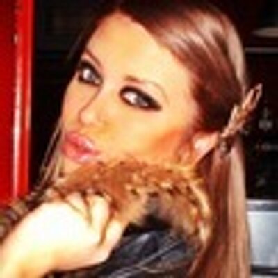 Profile Picture of Mary Clarke (@ReevesEdith) on Twitter