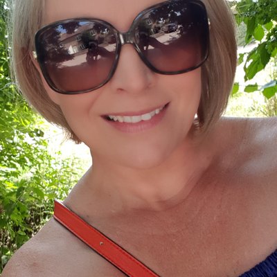 Profile Picture of Claird (@ClairDavidson1) on Twitter