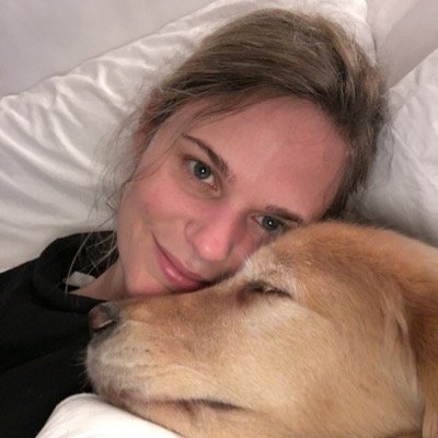 Profile Picture of Renée Murray (@reneemurray) on Twitter