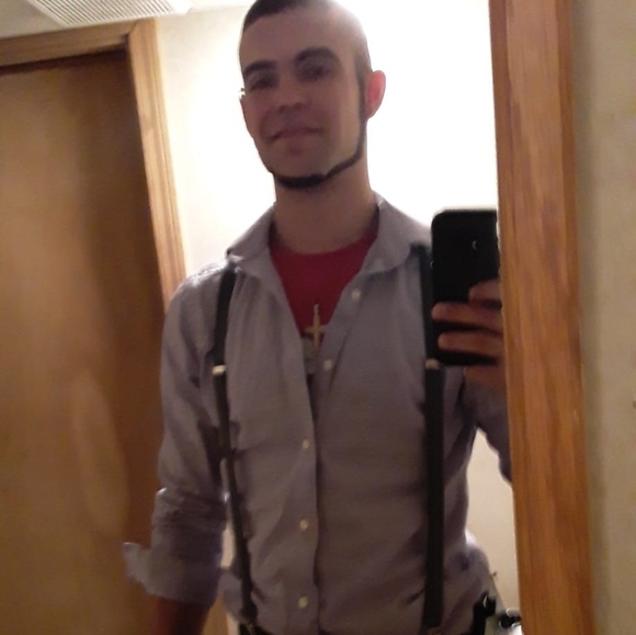 Profile Picture of Trevor Gebert (@tjgebert_89) on Poshmark