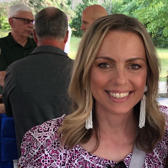 Profile Picture of Megan Rowlands (@megrowl7) on Poshmark