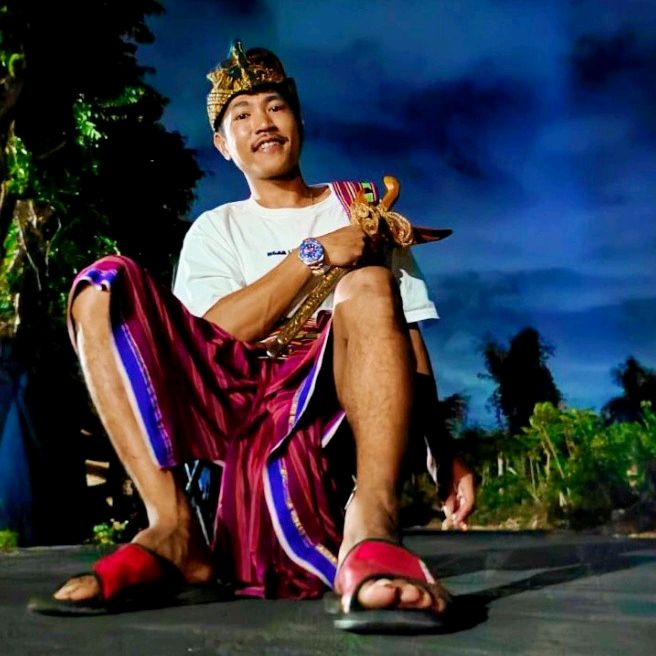 Profile Picture of 🕳️BULAN 🌙 BALUQ🕳️ (@brian_atmaja) on Tiktok