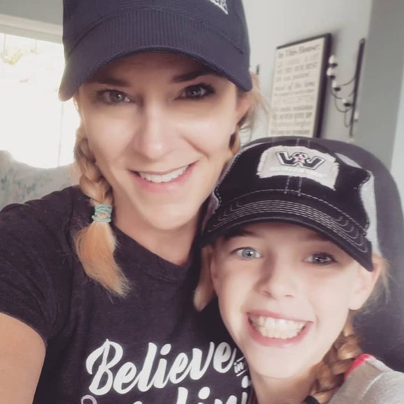 Profile Picture of Jodie Arthur connors (@jma31) on Poshmark