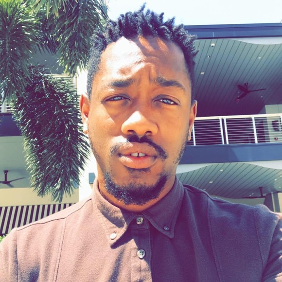 Profile Picture of Evan Smith (@evansmith323) on Poshmark