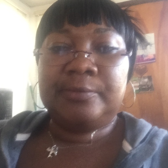 Profile Picture of Margaret Bentsi enchill (@manhantan) on Poshmark