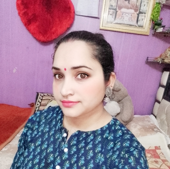 Profile Picture of Sandeep Sahota (@sandeepsahot267) on Poshmark