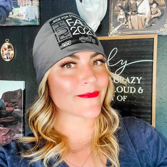 Profile Picture of Nicolette Holferty (@nholferty) on Poshmark