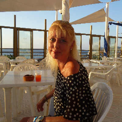 Profile Picture of Joanne Hepburn-Hall (@fohjo) on Twitter