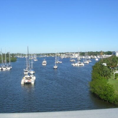 Profile Picture of Stephen Legge (@FrugalCaptain) on Twitter