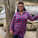 Profile Picture of Shell Davis (@renaissancequeenshell) on Instagram
