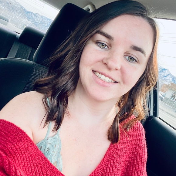 Christian Burleigh - Poshmark Profile Picture of Christian Burleigh (@boo_burleigh) on Poshmark