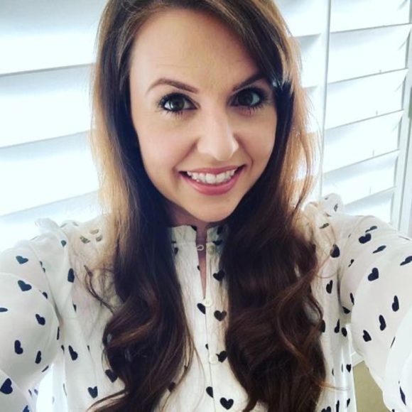 Kari Watson - Poshmark Profile Picture of Kari Watson (@karireneewatson) on Poshmark