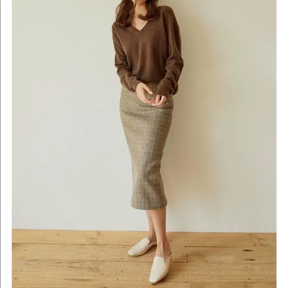 Profile Picture of Lisa Cheng (@lisa_111) on Poshmark