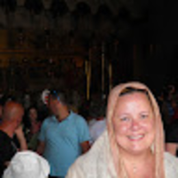 Profile Picture of Nancy Robison (@snrobison08) on Poshmark