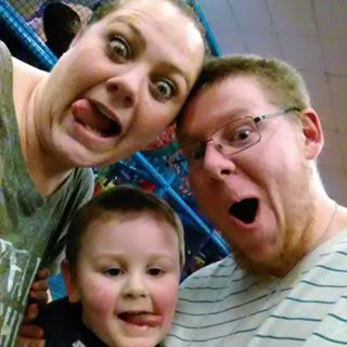 Profile Picture of Andrew Wosnum (@andrew.wosnum) on Facebook