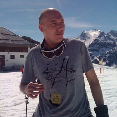 Profile Picture of Ian Manley (@ssix0001) on Twitter