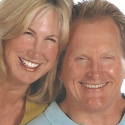 Profile Picture of Jeff & Sandy (@@4RulesOfLove) on Twitter
