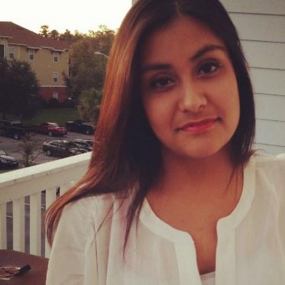 Profile Picture of Arsala Syed (@arsalaas11) on Poshmark