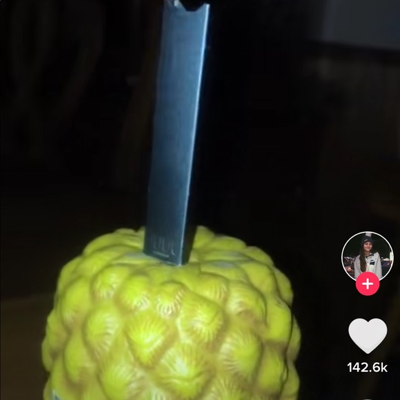 Profile Picture of Trey Graham (@trey_graham) on Poshmark