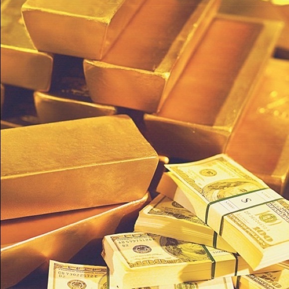 Profile Picture of Ian Kessler (@iankess303) on Poshmark