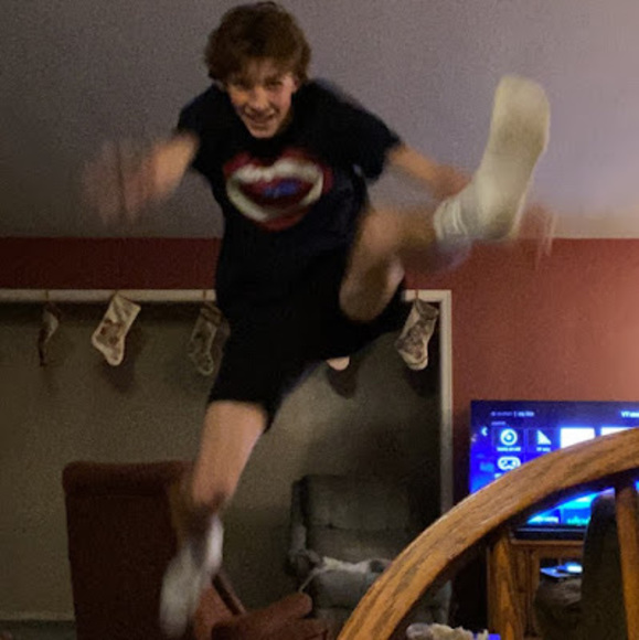 Dylan Jantzen - Poshmark Profile Picture of Dylan Jantzen (@dylanhjantzen) on Poshmark