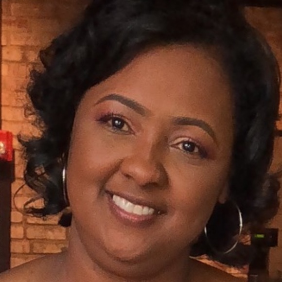 Profile Picture of Tracey Mason (@tracey601) on Poshmark