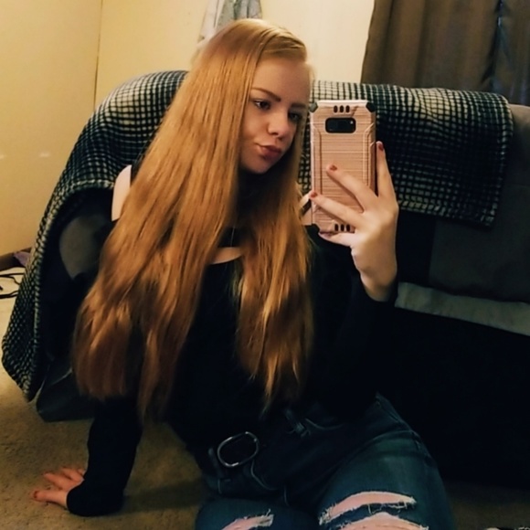Profile Picture of Shelby Vergason (@shelbyvergason) on Poshmark