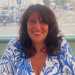 Profile Picture of Tracey Graydon (@traceyg52) on Instagram