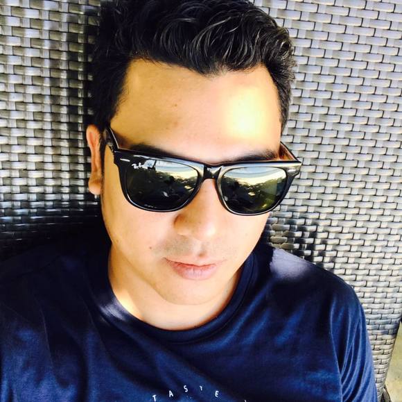 Profile Picture of Ivan Michael (@ivan_michael01) on Poshmark