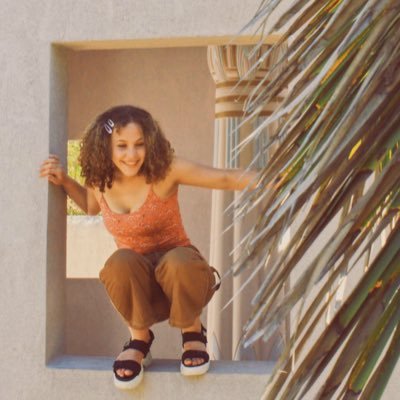 Profile Picture of Isabella Steele (@isabellas055) on Twitter