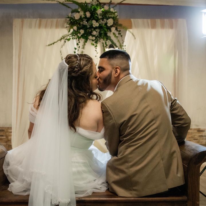 Profile Picture of Beverly Pineda (@beverlypineda96) on Tiktok